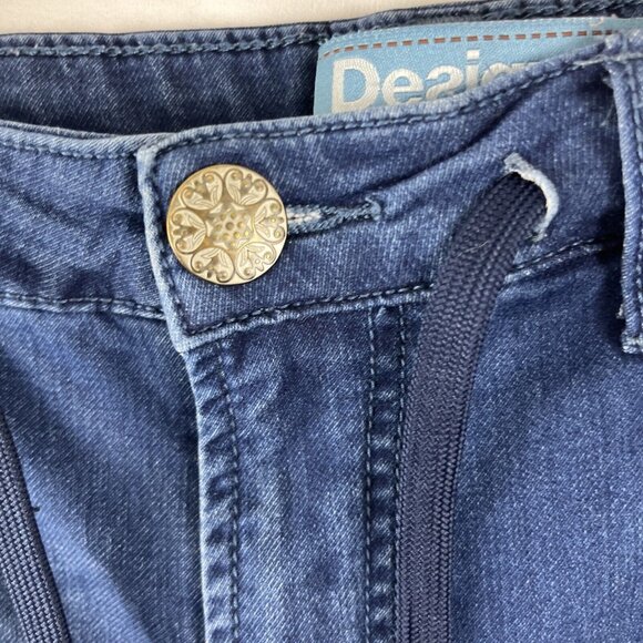Desigual Denim Joggers Women's Size M Embroidery Girlhoodcore Casual Comfy - Picture 8 of 14